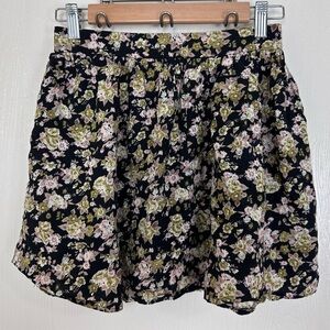 Urban Renewal Floral Skirt Women’s Size S